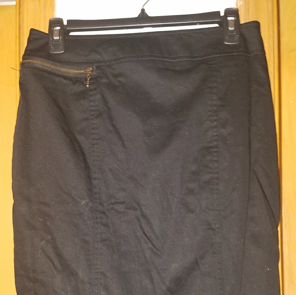 Black skirt